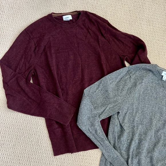 Bundle of 2 Sweaters - Picture 3 of 3